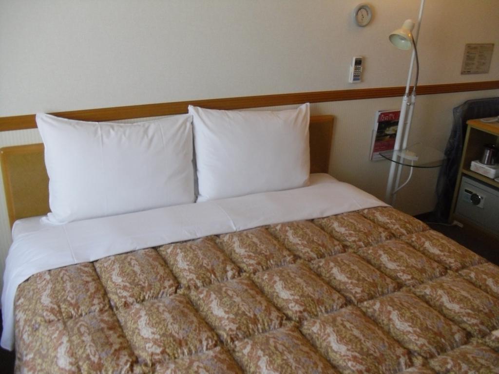 Toyoko Inn Kanazawa Kenrokuen Korimbo Exterior foto