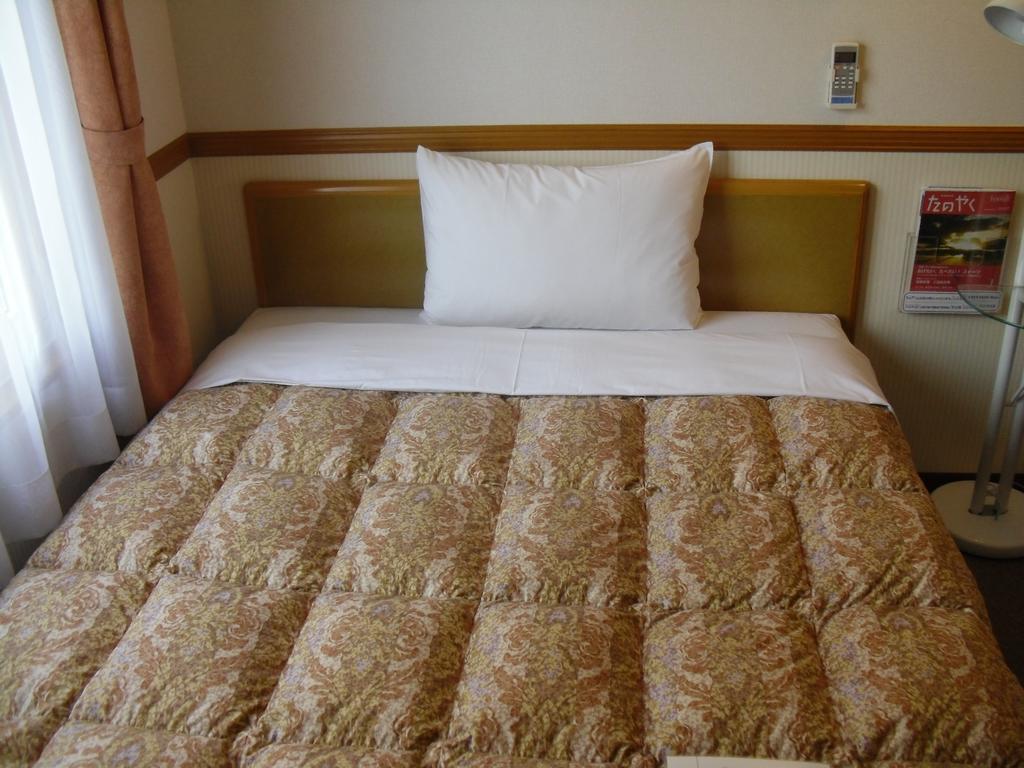Toyoko Inn Kanazawa Kenrokuen Korimbo Exterior foto